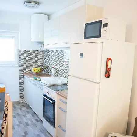 Appartement Gedeon Aparmanhaz I Foeldszint Vir
