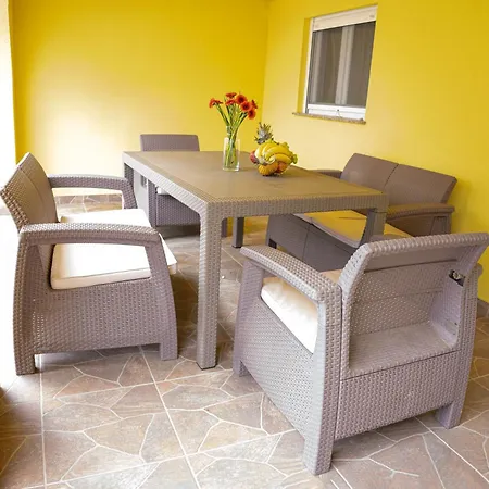 Appartement Gedeon Aparmanhaz I Foeldszint *