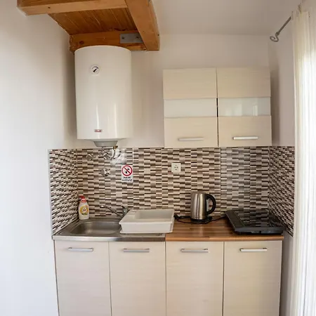 Appartement Gedeon Aparmanhaz I Foeldszint Vir