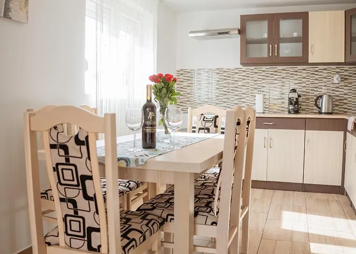 Appartement Gedeon Aparmanhaz I Foeldszint *