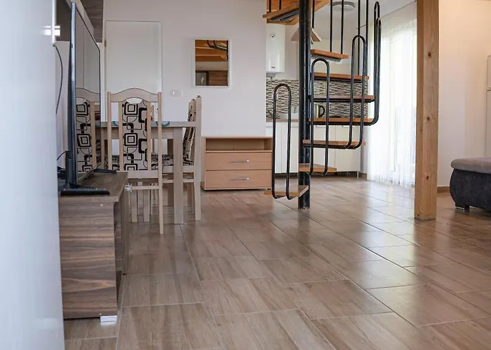 Gedeon Aparmanhaz I Foeldszint Apartment *
